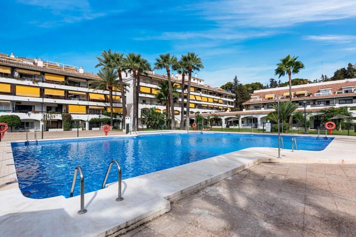 Golden Mile Getaway, Garden View, Pool & Comfort Marbella Exterior foto